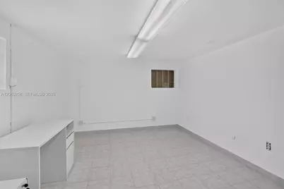 20310 NE 14th Ave, Miami, FL 33179 - Photo 31
