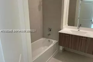 6453 NW 102nd Path, Doral, FL 33178 - Photo 17