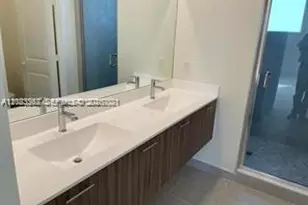 6453 NW 102nd Path, Doral, FL 33178 - Photo 15