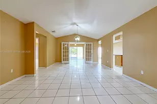 18396 SW 138th Ct, Miami, FL 33177 - Photo 3