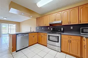 18396 SW 138th Ct, Miami, FL 33177 - Photo 5