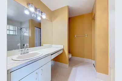18396 SW 138th Ct, Miami, FL 33177 - Photo 9