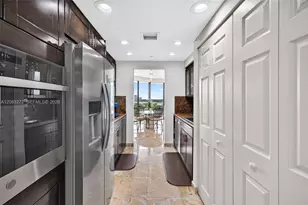 2800 Island Blvd, Aventura, FL 33160 - Photo 19