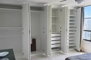 600 Three Islands Boulevard, Hallandale Beach, FL 33009 - Photo 25
