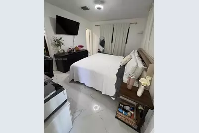 9315 Jamaica Dr, Cutler Bay, FL 33189 - Photo 19