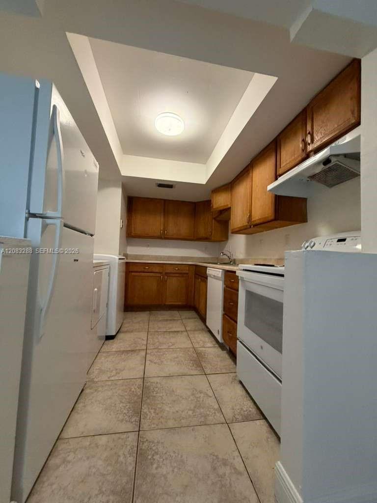 5822 NW 21st St #39-E - 5822 NW 21st St #39-E, Lauderhill, FL 33313 Luxury Property | Jose Angel Pina