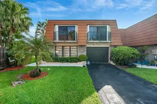 1427 SW 109th Way, Davie, FL 33324 - Photo 29