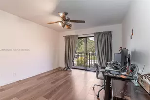 1427 SW 109th Way, Davie, FL 33324 - Photo 15