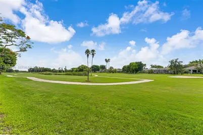 2825 Fairways Dr, Homestead, FL 33035 - Photo 33