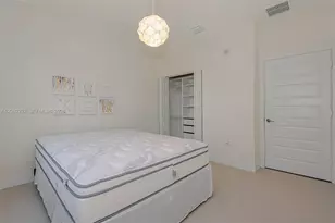 7809 NW 104th Ave, Doral, FL 33178 - Photo 25