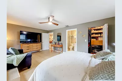 4271 NW 20th Ave, Oakland Park, FL 33309 - Photo 27