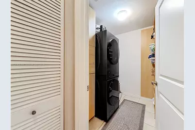 4271 NW 20th Ave, Oakland Park, FL 33309 - Photo 29