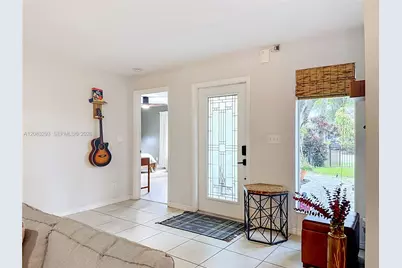 4271 NW 20th Ave, Oakland Park, FL 33309 - Photo 7