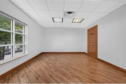 3042 NW 82nd Ave, Doral, FL 33122 - Photo 25