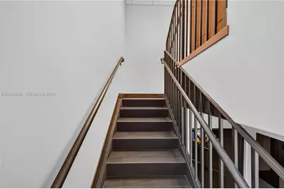 3042 NW 82nd Ave, Doral, FL 33122 - Photo 11
