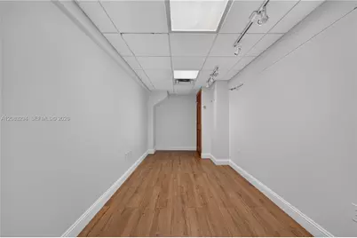 3042 NW 82nd Ave, Doral, FL 33122 - Photo 39