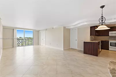 13155 Ixora Ct #905, North Miami, FL 33181 - Photo 1