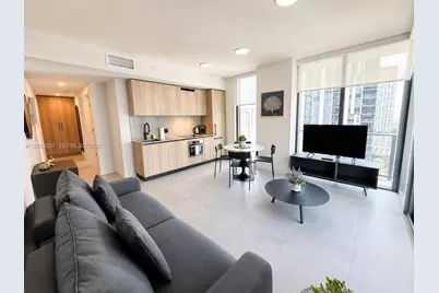 121 NE 5th St #2408, Miami, FL 33132 - Photo 3