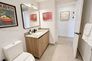 121 NE 5th St, Miami, FL 33132 - Photo 9