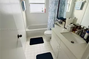 10664 Oak Lake Way, Boca Raton, FL 33498 - Photo 29