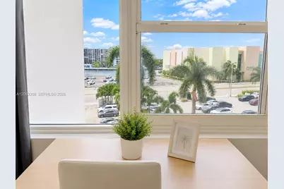 3505 S Ocean Dr #402, Hollywood, FL 33019 - Photo 27