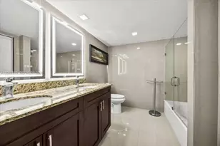800 Parkview Dr, Hallandale Beach, FL 33009 - Photo 23