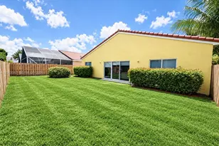 1738 SW 108th Way, Davie, FL 33324 - Photo 13