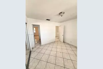10554 NW 3rd St #0, Pembroke Pines, FL 33026 - Photo 13