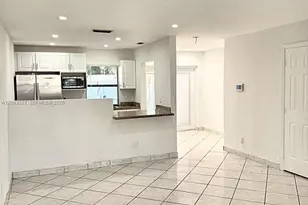 10554 NW 3rd St, Pembroke Pines, FL 33026 - Photo 3