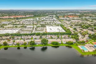 10554 NW 3rd St, Pembroke Pines, FL 33026 - Photo 27