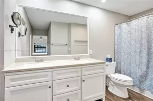 130 Cypress Club Dr, Pompano Beach, FL 33060 - Photo 31
