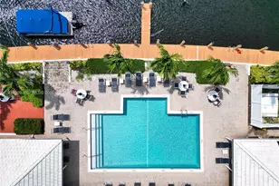 130 Cypress Club Dr, Pompano Beach, FL 33060 - Photo 1