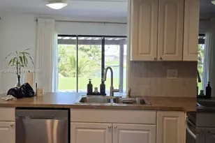 1201 SW 124th Ct, Miami, FL 33184 - Photo 9