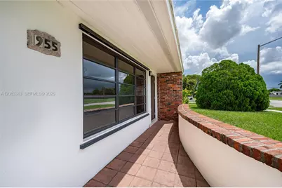 955 NW 15th St, Homestead, FL 33030 - Photo 11