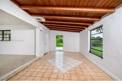955 NW 15th St, Homestead, FL 33030 - Photo 15
