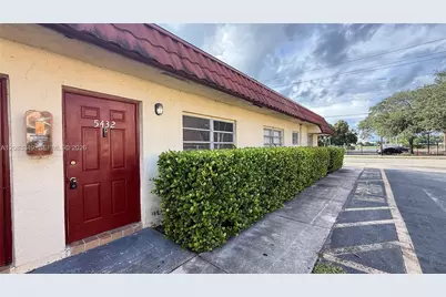 5432 NW 18th Pl #5432, Lauderhill, FL 33313 - Photo 9