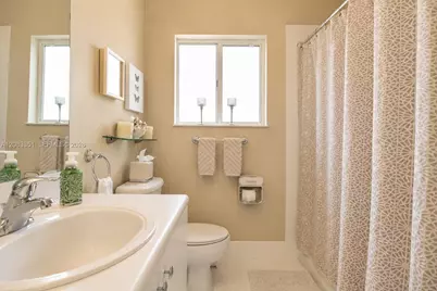 22651 SW 93rd Psge, Cutler Bay, FL 33190 - Photo 15