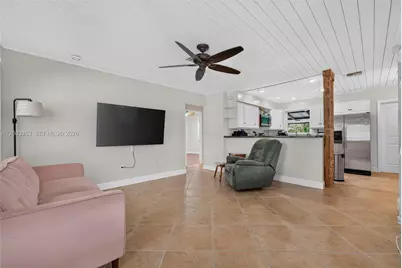4831 NE 8th Ave, Oakland Park, FL 33334 - Photo 7