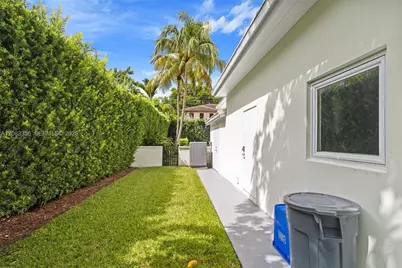 615 Santurce Ave, Coral Gables, FL 33143 - Photo 59