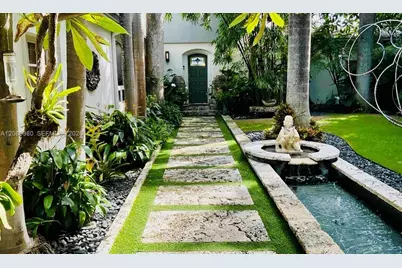1421 N Venetian Way, Miami, FL 33139 - Photo 5