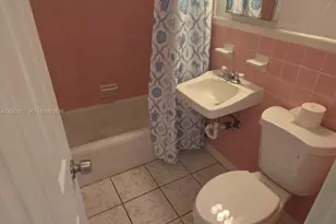 341 Monroe St, Hollywood, FL 33019 - Photo 3