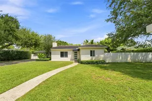 5763 SW 51st St, Miami, FL 33155 - Photo 1