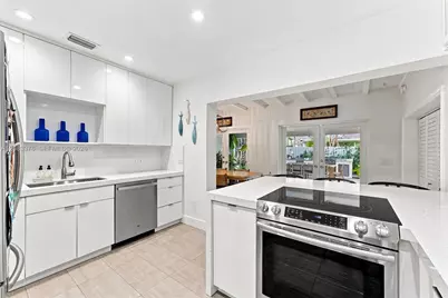 5763 SW 51st St, Miami, FL 33155 - Photo 7