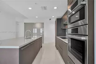 7825 NW 107th Ave, Doral, FL 33178 - Photo 9
