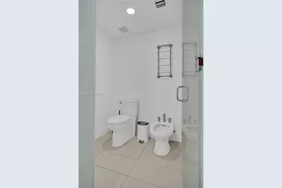 7825 NW 107th Ave #411, Doral, FL 33178 - Photo 25