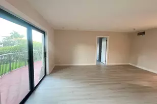 6855 Edgewater Dr, Coral Gables, FL 33133 - Photo 11
