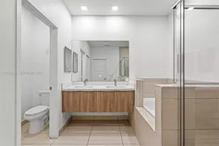 7923 NW 104th Ct, Doral, FL 33178 - Photo 23