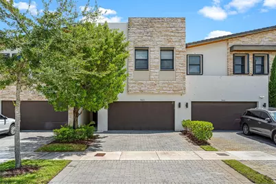 7923 NW 104th Ct, Doral, FL 33178 - Photo 1