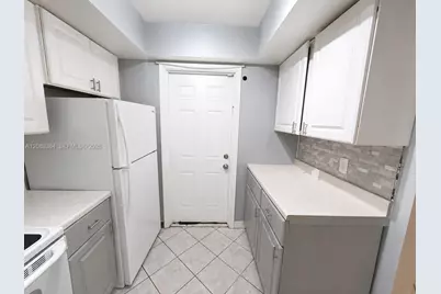 4061 NW 9th Ave #106, Pompano Beach, FL 33064 - Photo 9