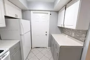 4061 NW 9th Ave, Pompano Beach, FL 33064 - Photo 9